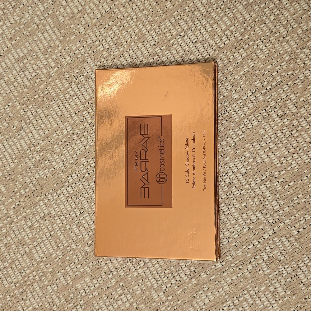 BH Cosmetics eyeshadow palette